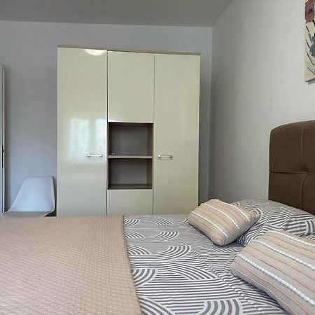 Luxury Apartment Petra With Private Pool Zadar Zewnętrze zdjęcie