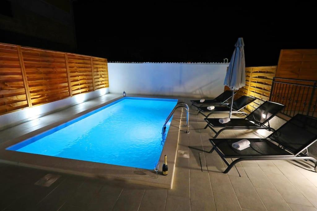 Luxury Apartment Petra With Private Pool Zadar Zewnętrze zdjęcie