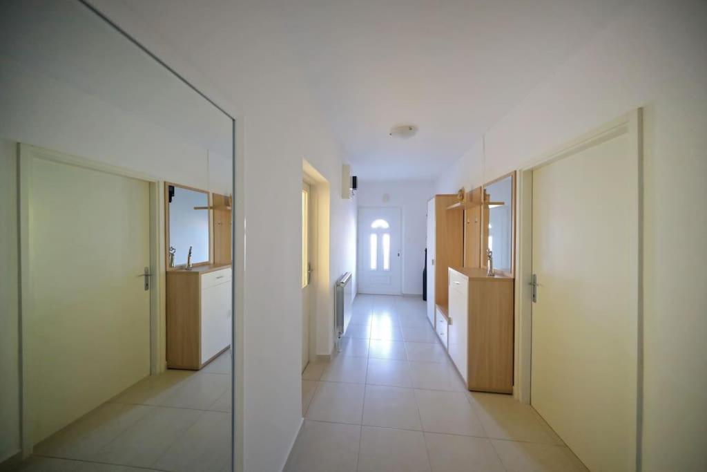 Luxury Apartment Petra With Private Pool Zadar Zewnętrze zdjęcie